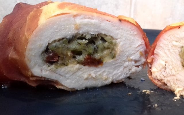 cukkinivel töltött csirkemell sütőben