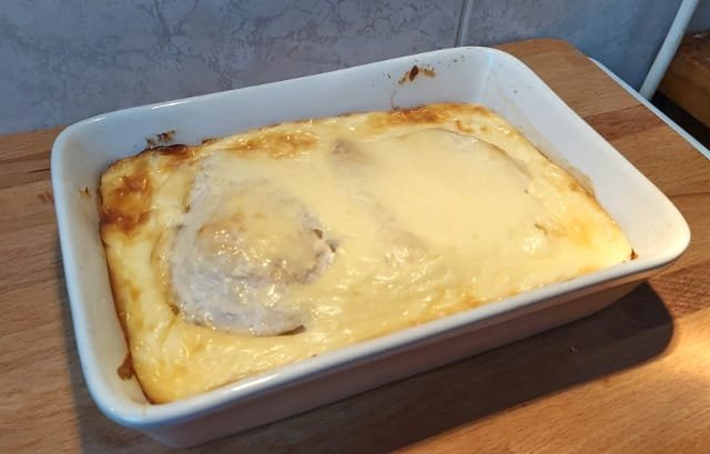 sajtos tejfölös csirkemell sütés után