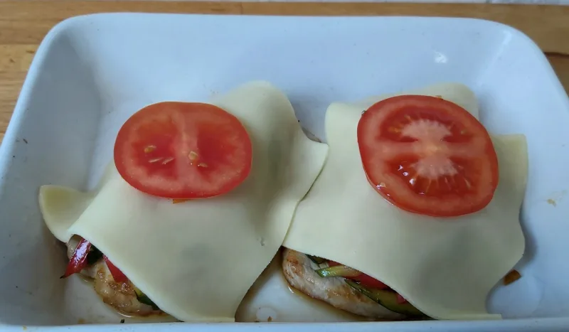 cukkinis zöldséges csirkemell összeállítása 2