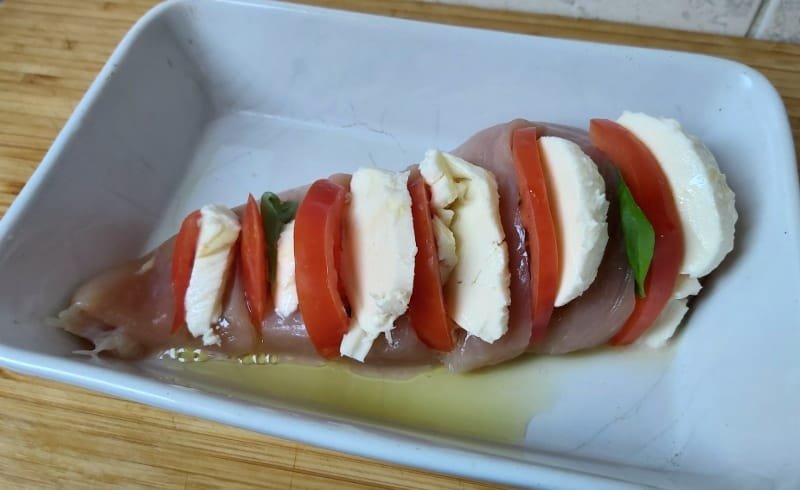 hasselback csirkemell sütés előtt