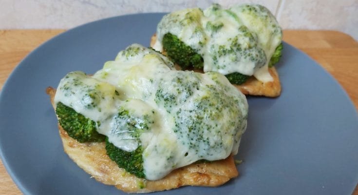 sajtos brokkolis csirkemell