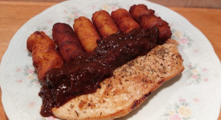 natúr csirkemell aszalt szilva mártással