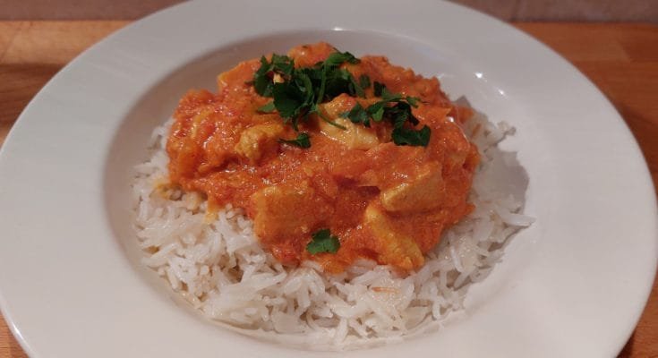 csirke tikka masala rizzsel