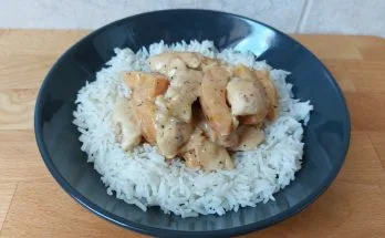 sárgabarackos csirkeragu rizzsel