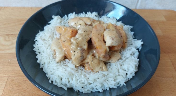 sárgabarackos csirkeragu rizzsel