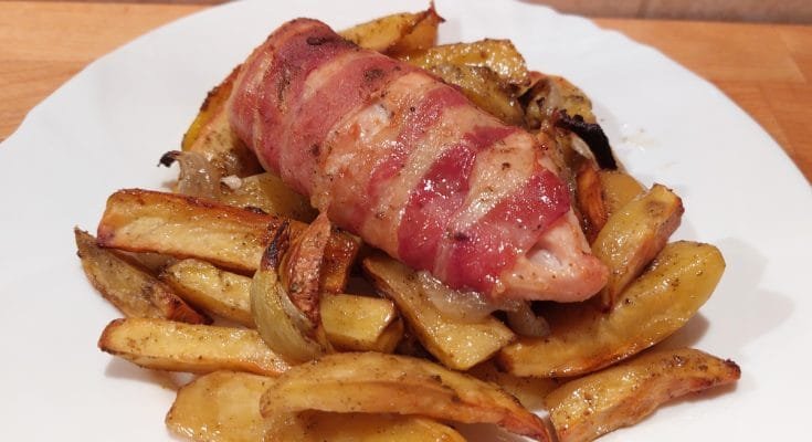 csirkemell pékné módra baconbe tekerve krumplival