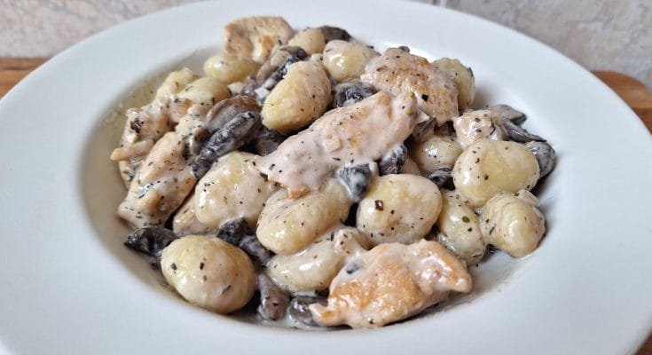 tejszínes gombás csirkés gnocchi recept