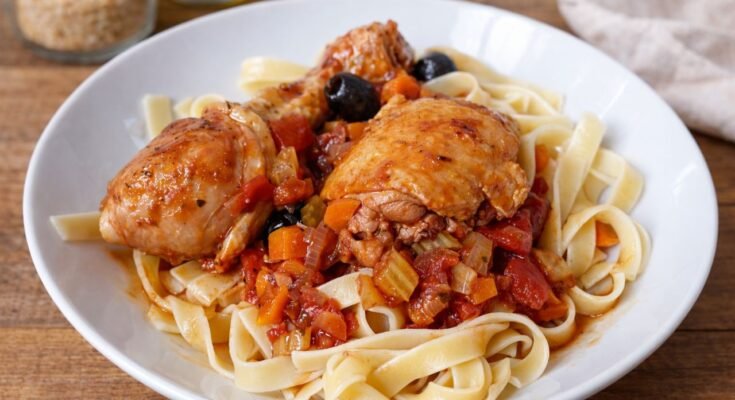 csirke cacciatore tésztával